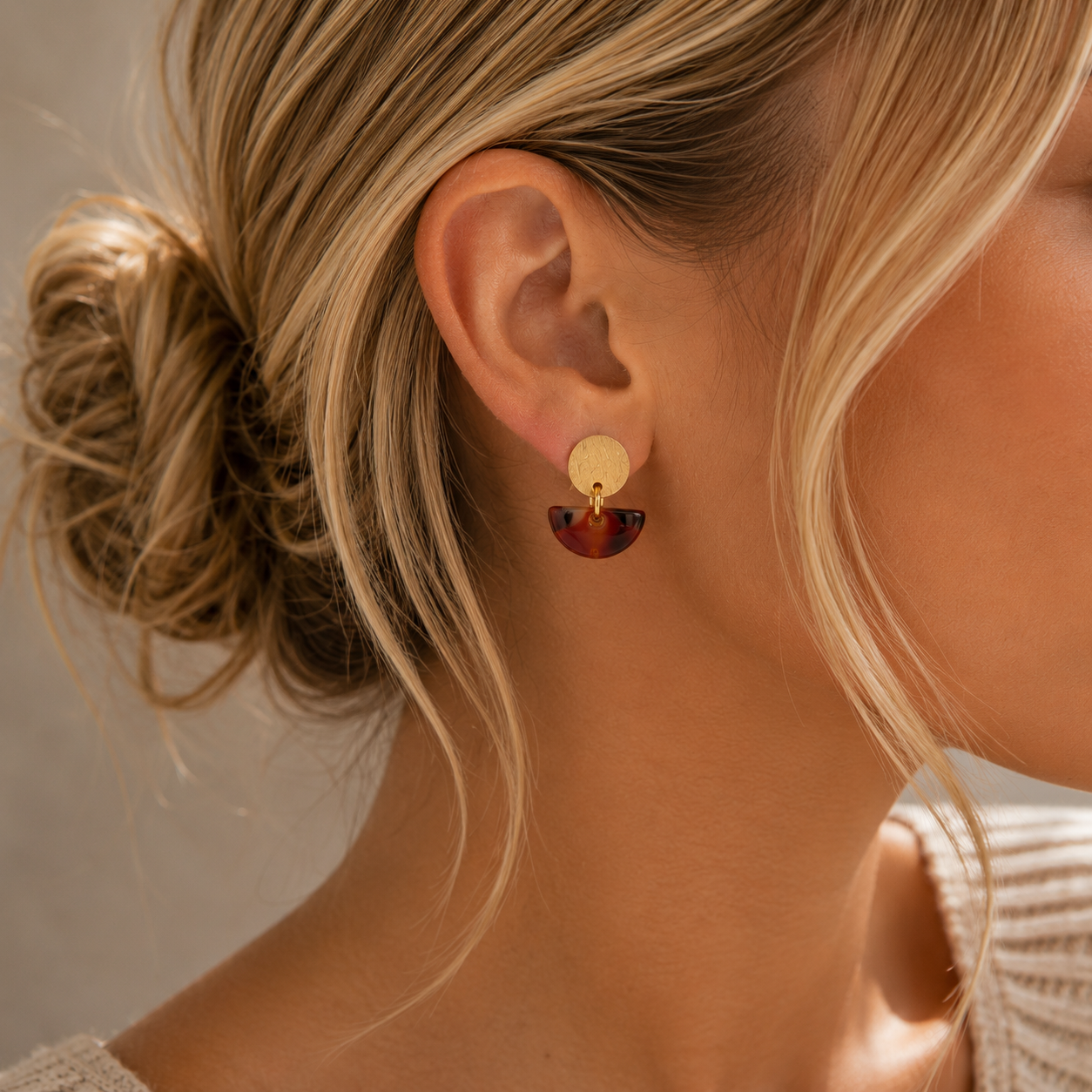 Fabia Petite Resin Earrings 3921